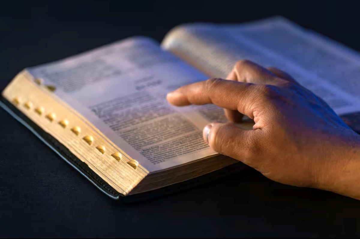 Editorial: Que ta parole éclaire mes pas!